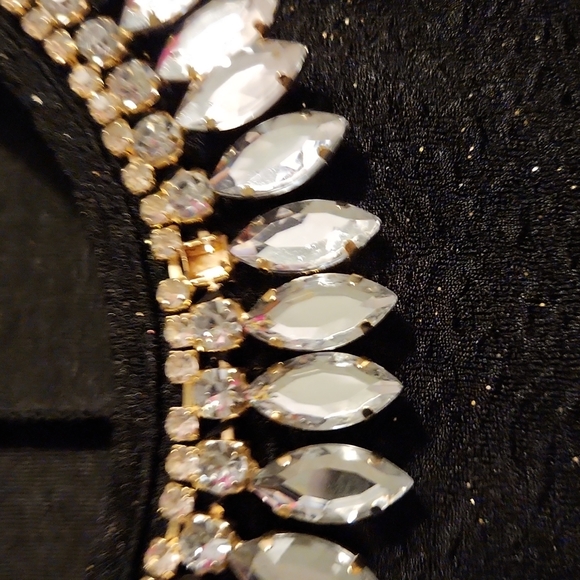 Black sparkly top - Picture 3 of 4